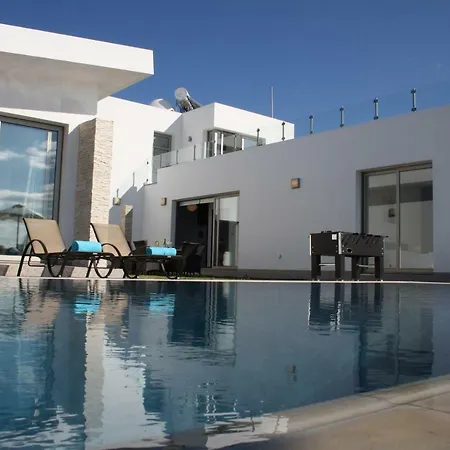 Grande - Perfect Family Holiday * Coral Bay